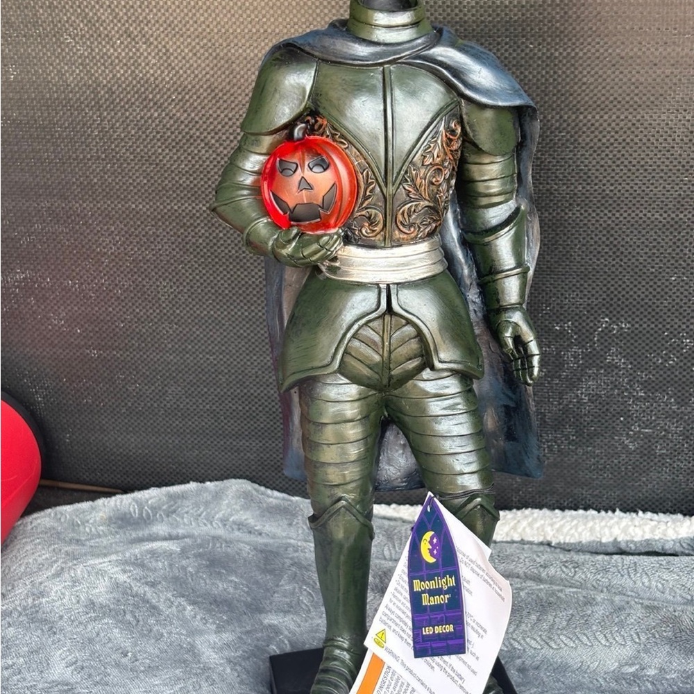 Headless horseman Halloween decor set